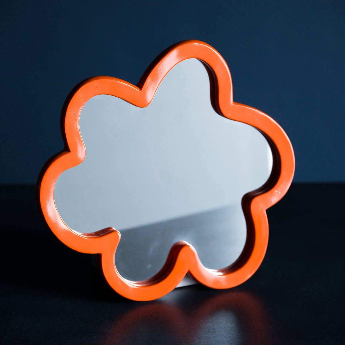 &K ミラー ファンキーオレンジ Tokyo Apartment Store