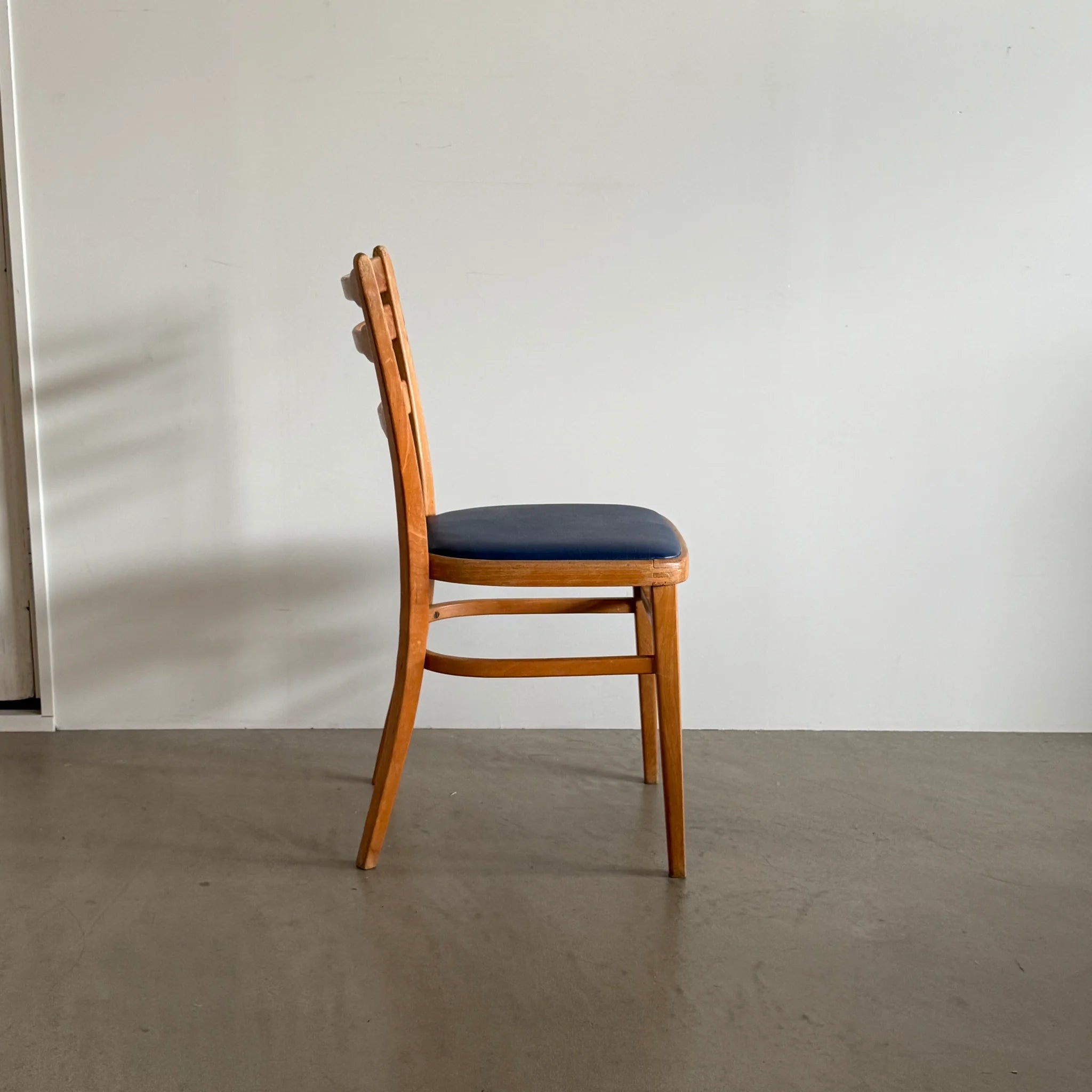 ダイニングチェア Hock Vintage chair VINTAGE CHAIR – Park Side Market ダイニングチェア Hock Vintage chair VINTAGE CHAIR – Park Side Market