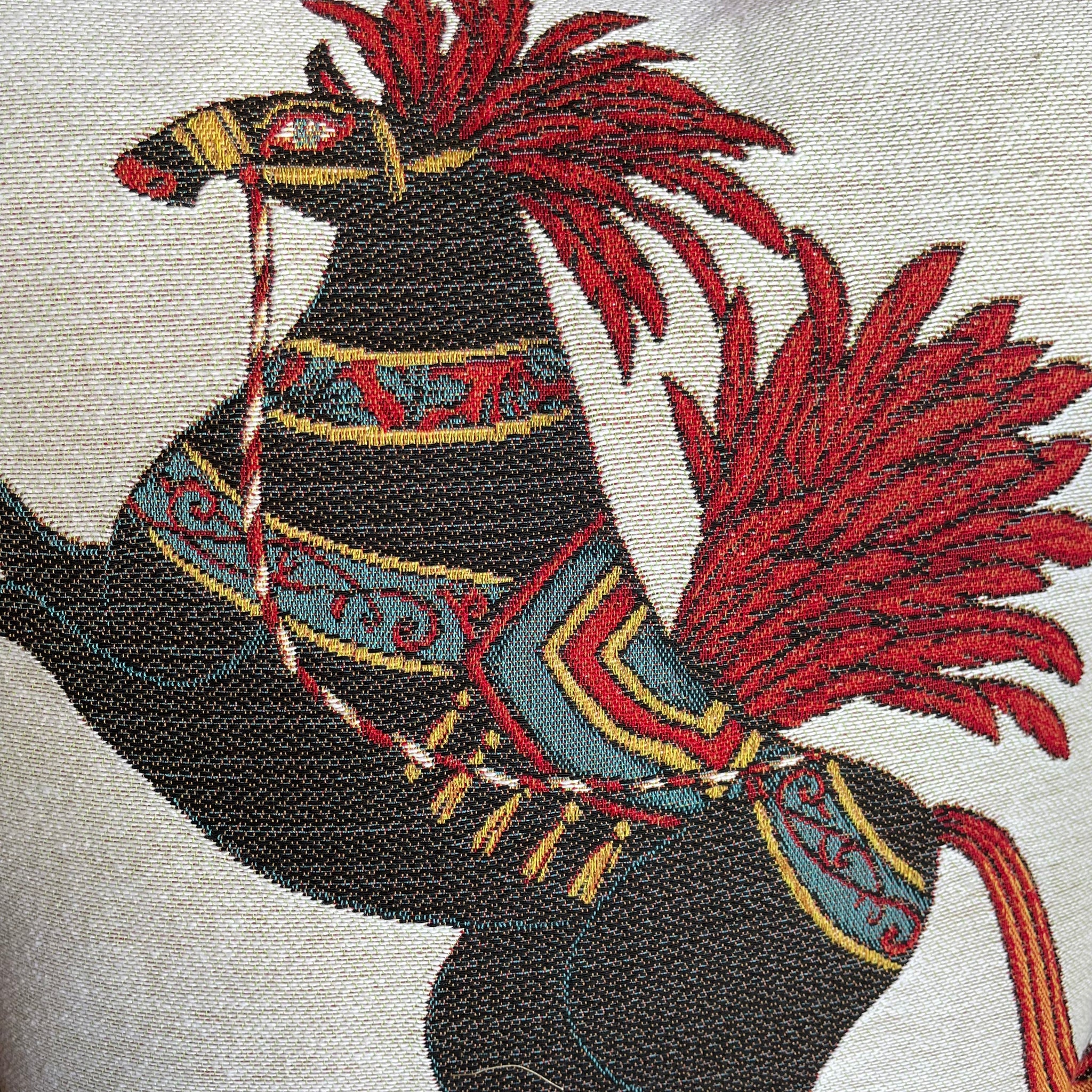 MIHO MURAKAMI - クッション - NEW馬／ベージュ – Tokyo Apartment Store