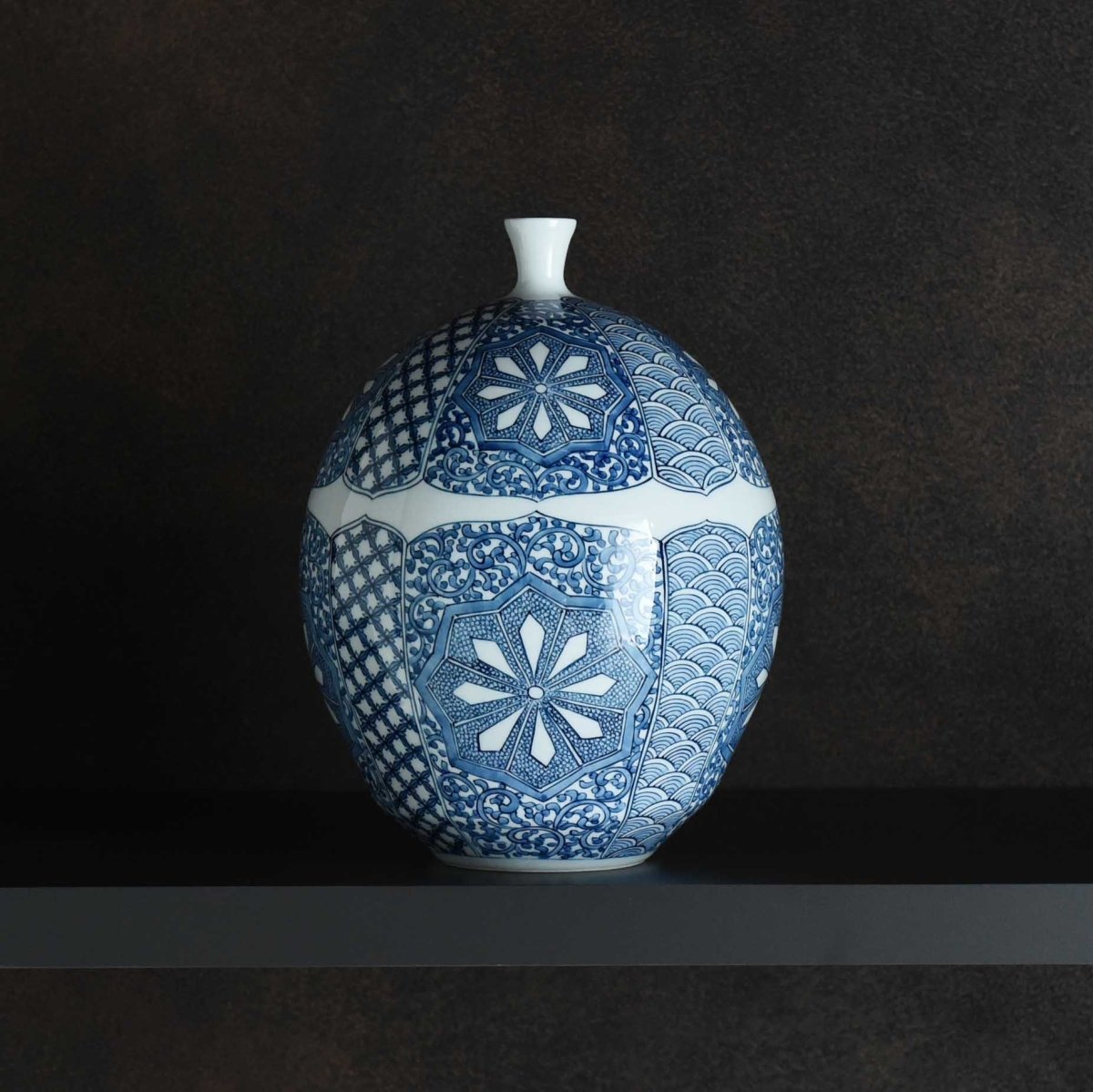 ARITA（有田焼・骨董品） – Tokyo Apartment Store