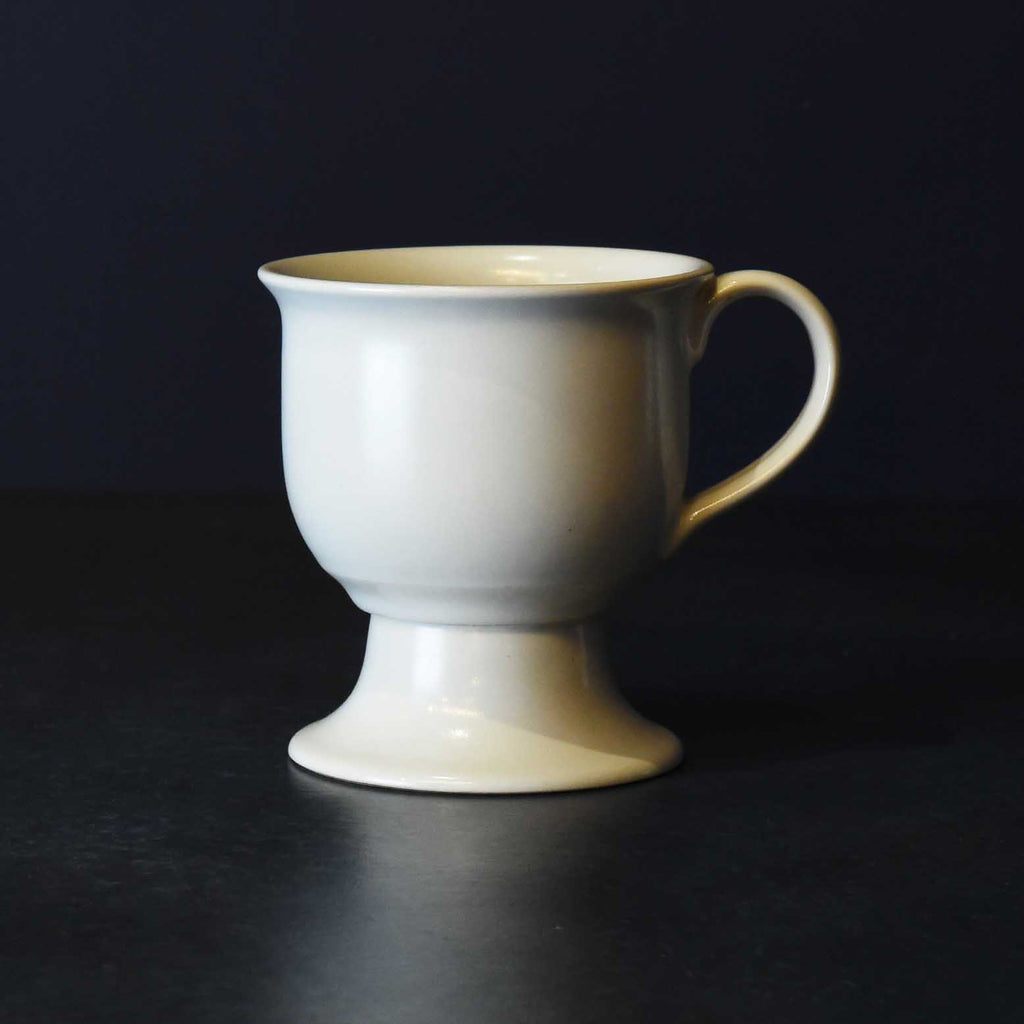 デンマークで買い付けた、BodaNovaのヴィンテージマグカップ。丸みがとても可愛く状態が綺麗です。